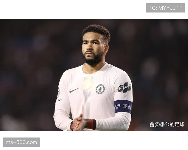 特写：伤愈复出的里斯·詹姆斯在科巴姆基地的加练日常