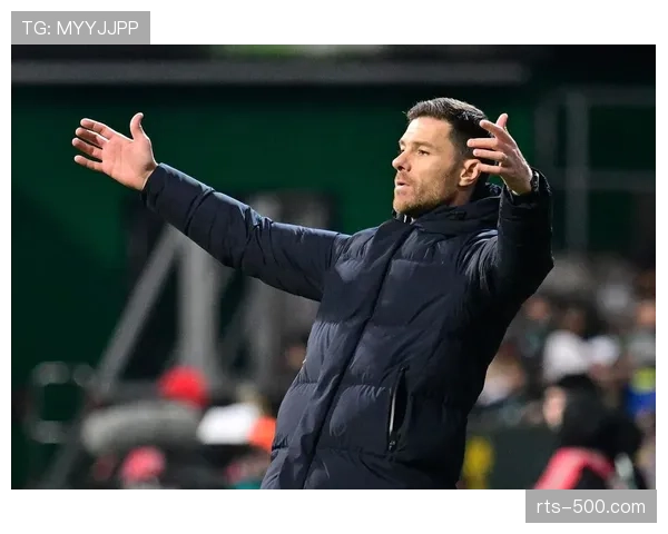 专访勒沃库森主帅阿隆索:解析其3-4-2-1战术体系的构建哲学 专访勒沃库森主帅阿隆索:解析其3-4-2-1战术体系的构建哲学